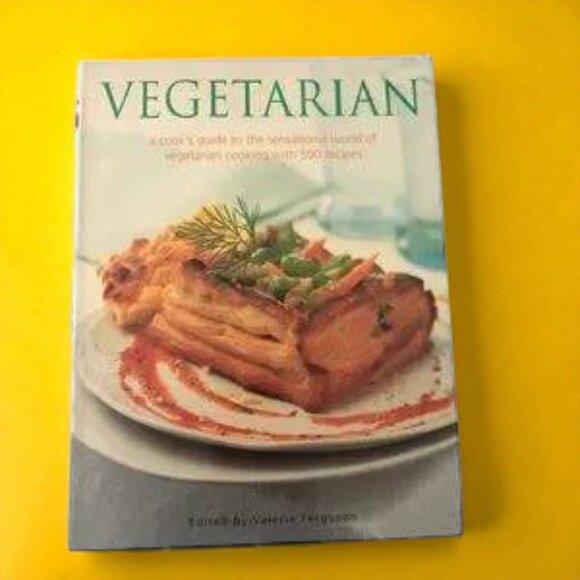 Hermes Other - Vegetarian A Cookbook & Guide -  Softcover